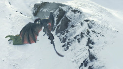 extant_GameOfThrones_8x01-Winterfell_3469