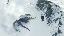 extant_GameOfThrones_8x01-Winterfell_3476