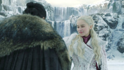 extant_GameOfThrones_8x01-Winterfell_3529