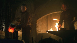 extant_GameOfThrones_8x01-Winterfell_3601