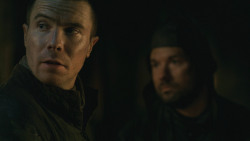 extant_GameOfThrones_8x01-Winterfell_3622