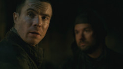 extant_GameOfThrones_8x01-Winterfell_3623