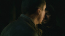extant_GameOfThrones_8x01-Winterfell_3625