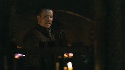 extant_GameOfThrones_8x01-Winterfell_3632