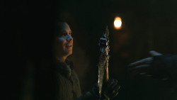extant_GameOfThrones_8x01-Winterfell_3636