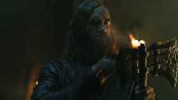 extant_GameOfThrones_8x01-Winterfell_3640