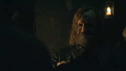 extant_GameOfThrones_8x01-Winterfell_3651