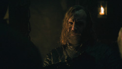 extant_GameOfThrones_8x01-Winterfell_3660