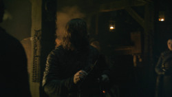 extant_GameOfThrones_8x01-Winterfell_3665