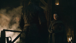 extant_GameOfThrones_8x01-Winterfell_3697