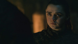 extant_GameOfThrones_8x01-Winterfell_3703
