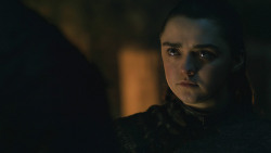 extant_GameOfThrones_8x01-Winterfell_3705