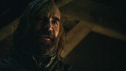 extant_GameOfThrones_8x01-Winterfell_3711