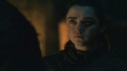 extant_GameOfThrones_8x01-Winterfell_3715