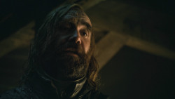 extant_GameOfThrones_8x01-Winterfell_3723
