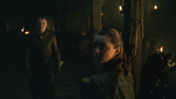 extant_GameOfThrones_8x01-Winterfell_3731
