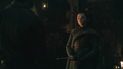 extant_GameOfThrones_8x01-Winterfell_3745