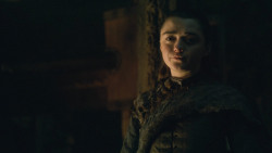 extant_GameOfThrones_8x01-Winterfell_3764