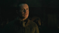 extant_GameOfThrones_8x01-Winterfell_3767