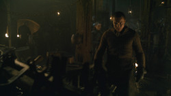extant_GameOfThrones_8x01-Winterfell_3777