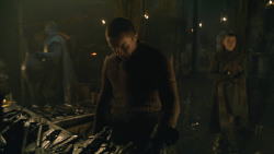 extant_GameOfThrones_8x01-Winterfell_3780