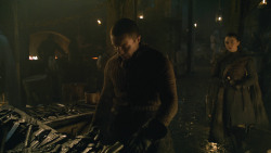 extant_GameOfThrones_8x01-Winterfell_3781