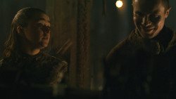 extant_GameOfThrones_8x01-Winterfell_3788