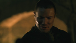 extant_GameOfThrones_8x01-Winterfell_3790