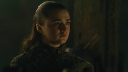 extant_GameOfThrones_8x01-Winterfell_3794