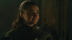 extant_GameOfThrones_8x01-Winterfell_3797
