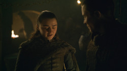 extant_GameOfThrones_8x01-Winterfell_3803