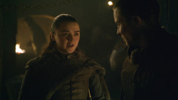 extant_GameOfThrones_8x01-Winterfell_3804