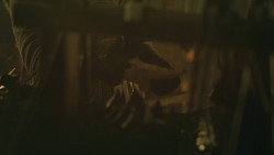 extant_GameOfThrones_8x01-Winterfell_3806