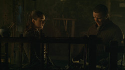 extant_GameOfThrones_8x01-Winterfell_3814