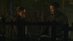 extant_GameOfThrones_8x01-Winterfell_3819