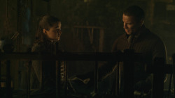 extant_GameOfThrones_8x01-Winterfell_3821
