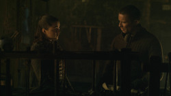 extant_GameOfThrones_8x01-Winterfell_3823