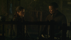 extant_GameOfThrones_8x01-Winterfell_3824