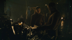 extant_GameOfThrones_8x01-Winterfell_3826