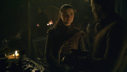 extant_GameOfThrones_8x01-Winterfell_3844