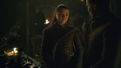 extant_GameOfThrones_8x01-Winterfell_3852