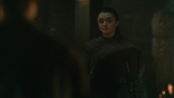 extant_GameOfThrones_8x01-Winterfell_3862