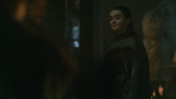 extant_GameOfThrones_8x01-Winterfell_3863