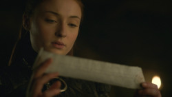 extant_GameOfThrones_8x01-Winterfell_3871