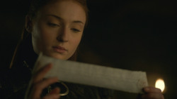 extant_GameOfThrones_8x01-Winterfell_3880