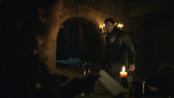 extant_GameOfThrones_8x01-Winterfell_3884