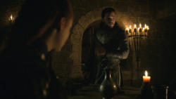 extant_GameOfThrones_8x01-Winterfell_3900