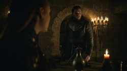 extant_GameOfThrones_8x01-Winterfell_3904