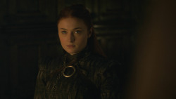 extant_GameOfThrones_8x01-Winterfell_3909
