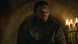 extant_GameOfThrones_8x01-Winterfell_3913
